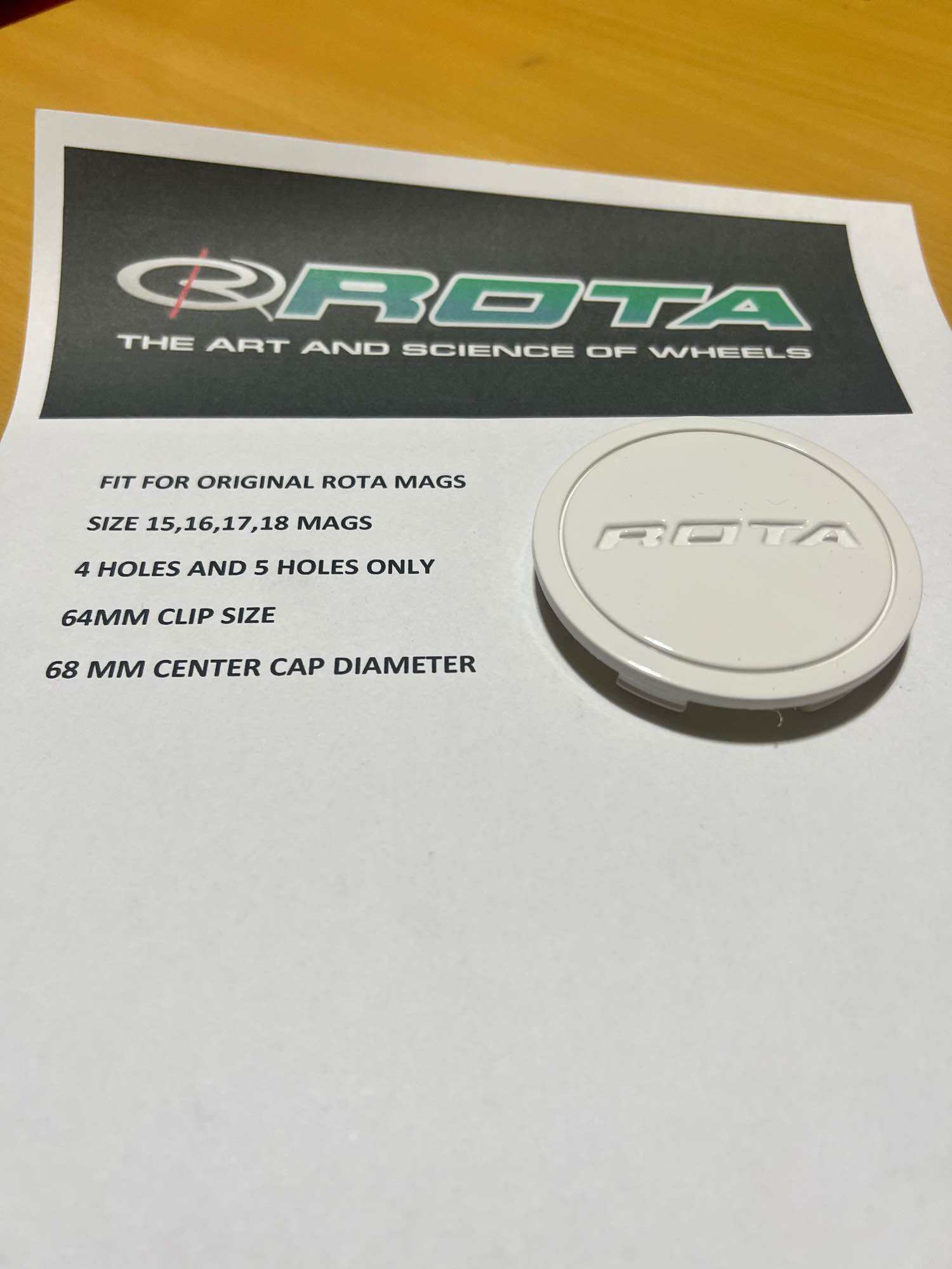 Rota center cap original white 1pc only fit to size 15"16"17"18" mags. 