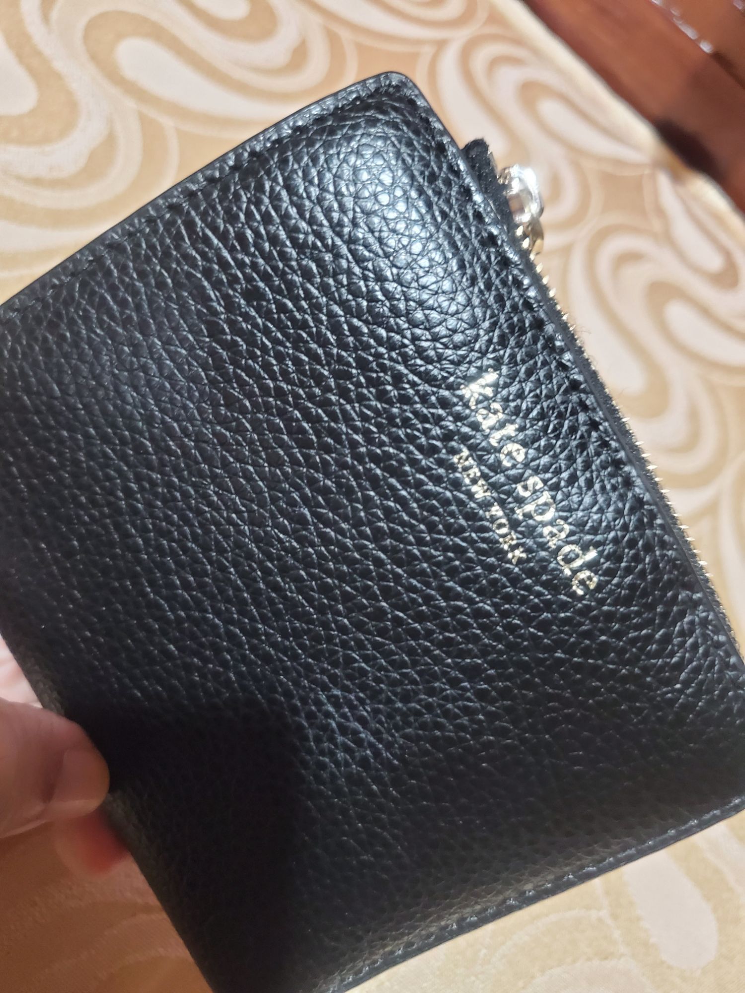 Kate Spade Micro Tri Fold Wallet Eva WLRU6275 black/wrbg (012