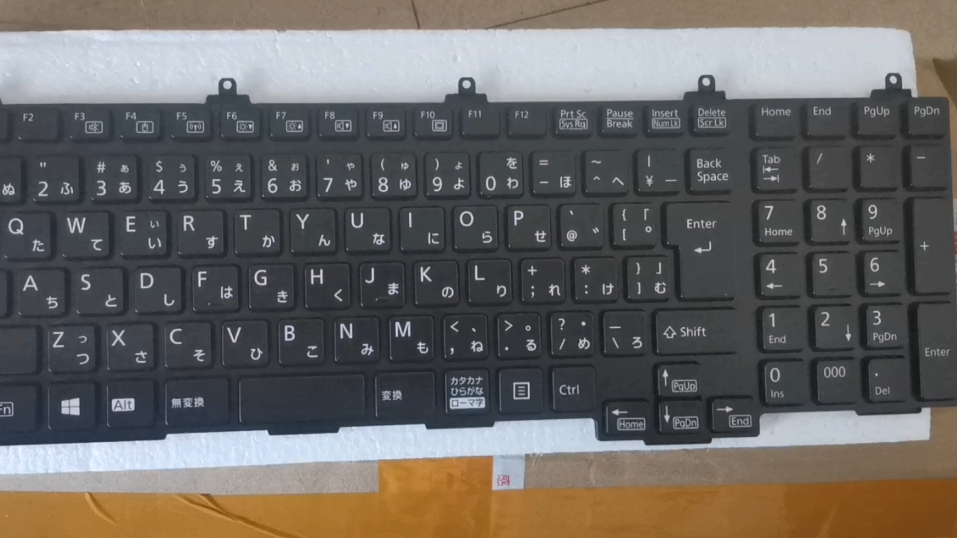 56％以上節約 ノートパソコン交換用キーボード MP-10P30J03D854W