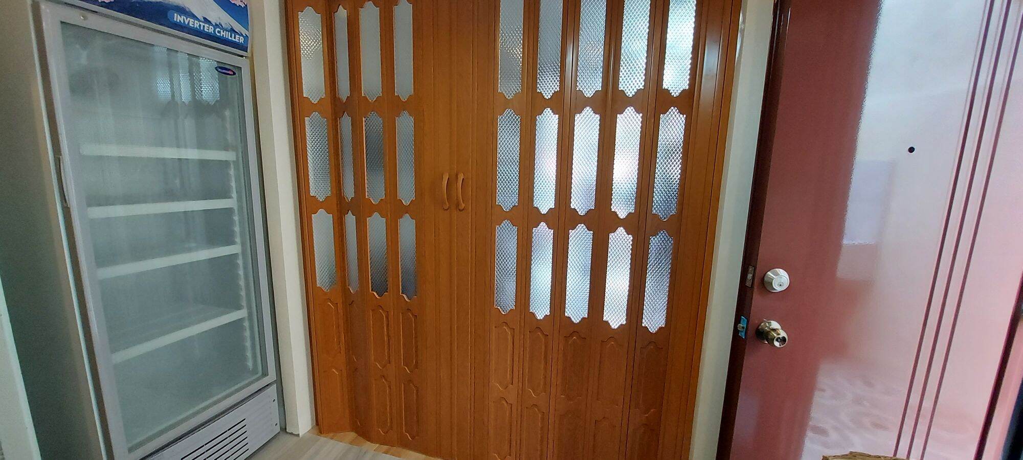 12.5 FRENCH TYPE ACCORDION FOLDING DOOR 120cm x 210cm