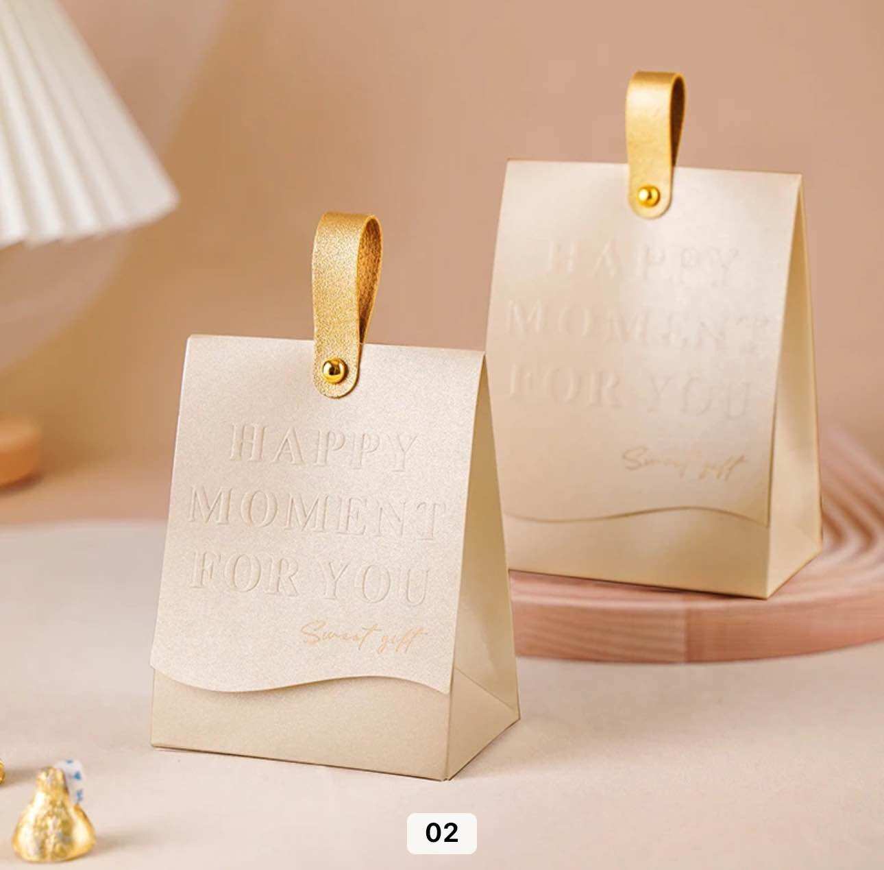 Premium Wedding Paper Bag Gift Bag for Guest Souvenirs Gift Bag for Birthday Wedding Gift Bag Bridesmaids Paper Bags
