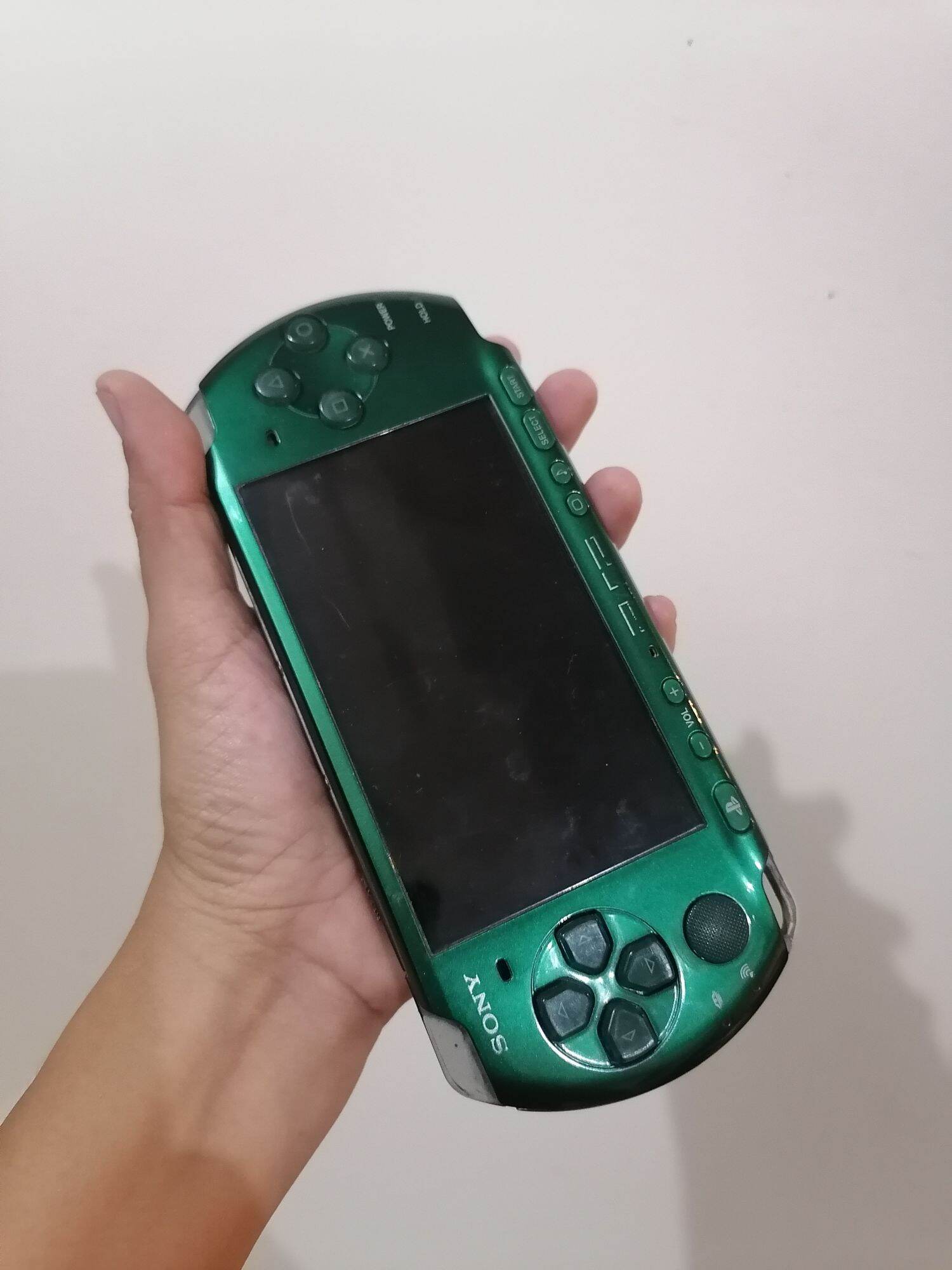 SONY PSP Playstation Portable Spirited Green Console Only PSP-3000