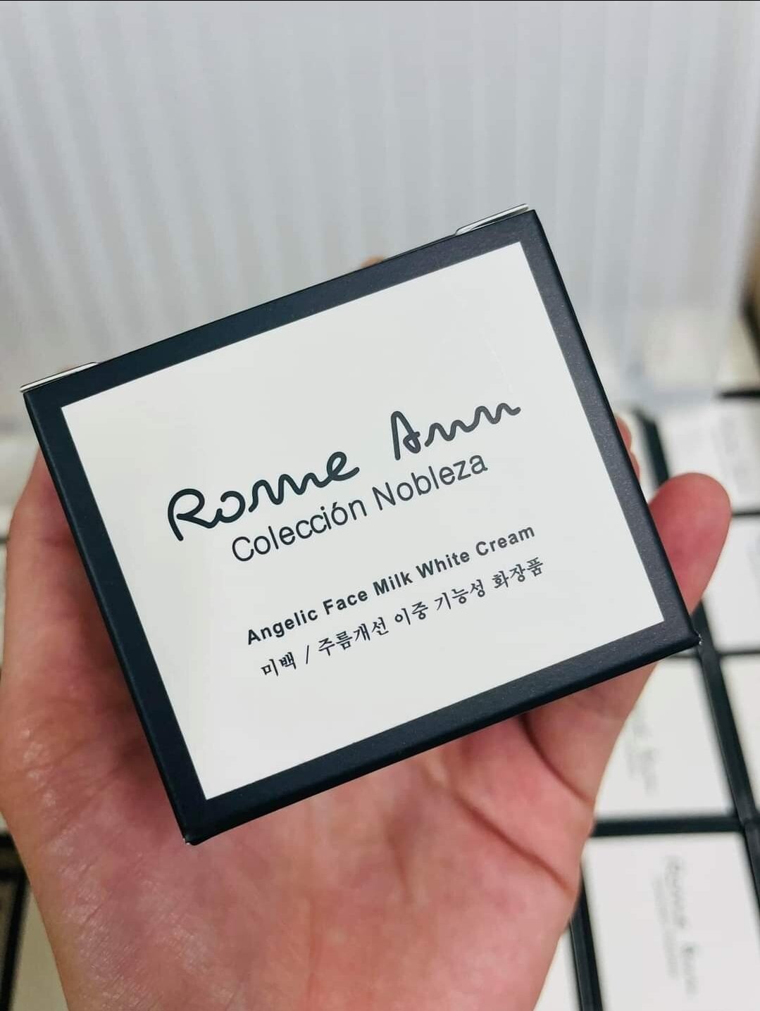 Milk White Cream "Angelic Face" Colecćión Nobleza Lazada PH