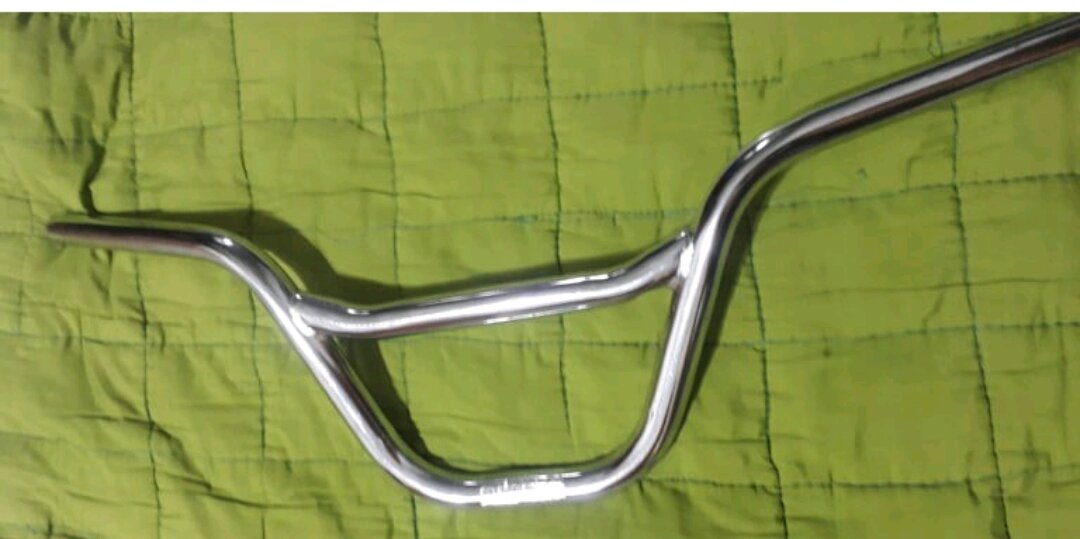 BMX HANDLE BAR CHROME TYPE