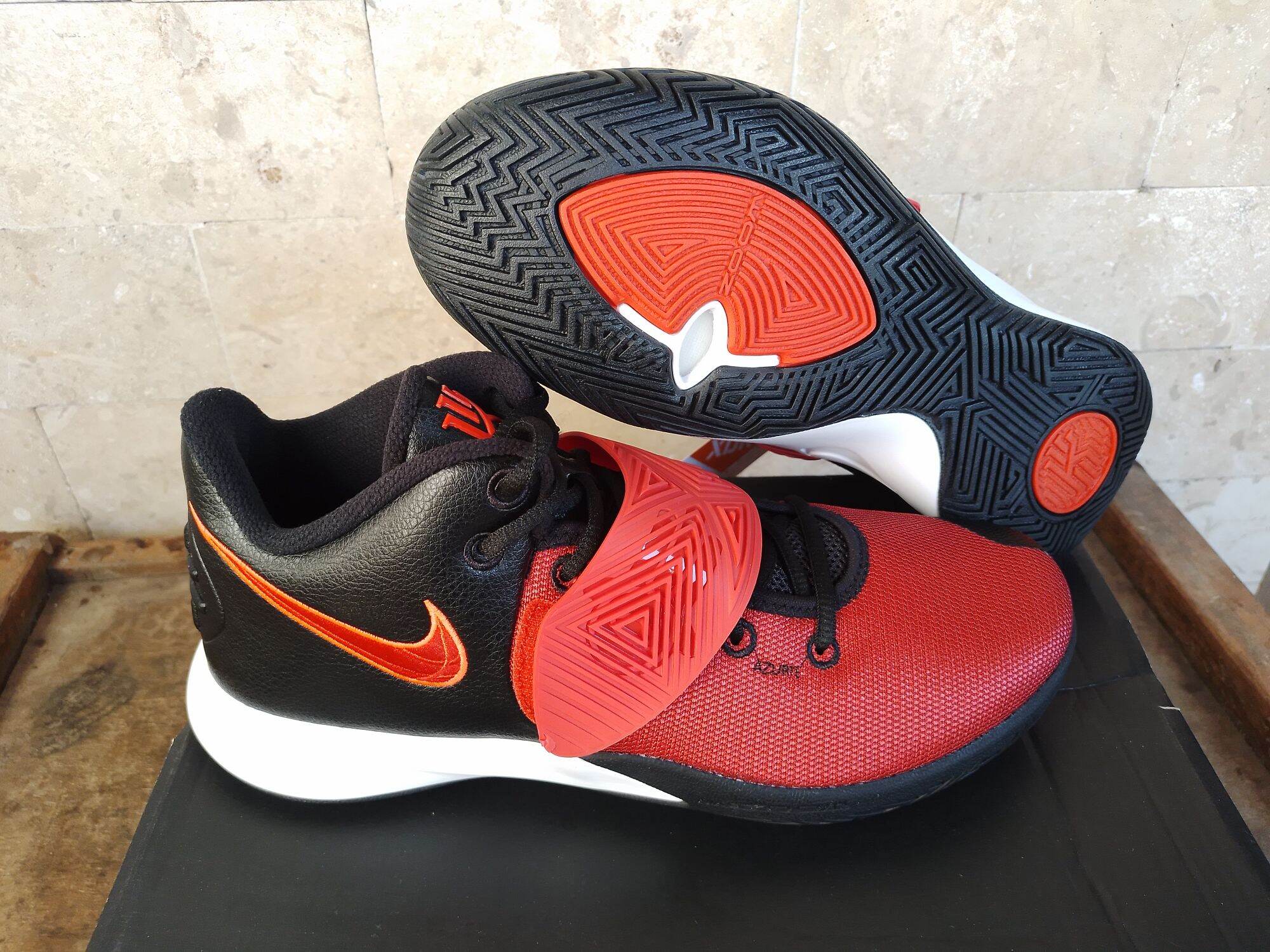 kyrie flytrap 3 price