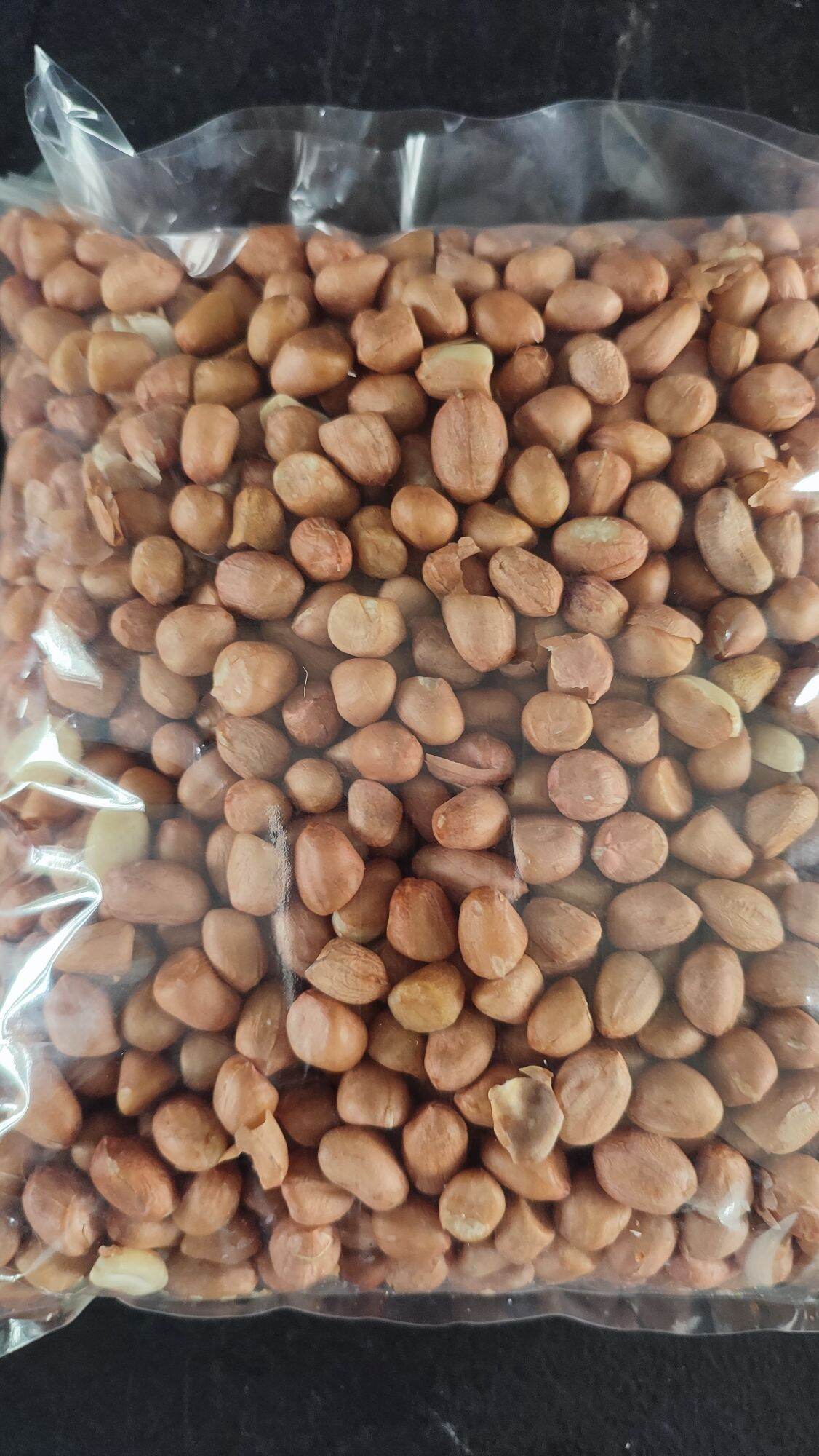 1 Kg RAW Peanuts MAY BALAT Malalaking Butil Hilaw na Mani at May Balat ...