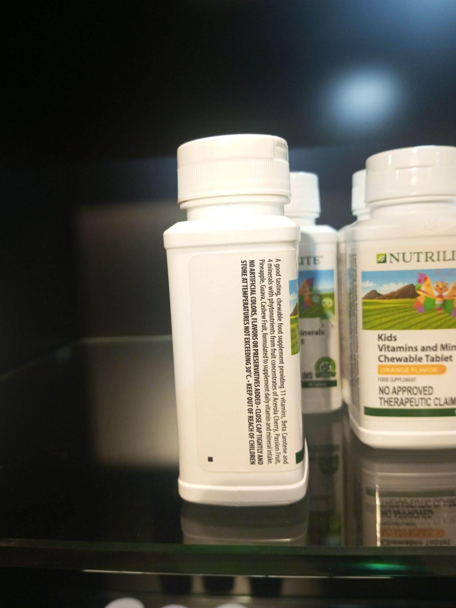 AMWAY NUTRILITE KIDS VITAMINS AND MINERALS CHEWABLE. 