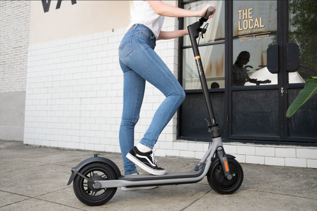 Ninebot EKickScooter ZING E12 Kids Electric Scooter Segway