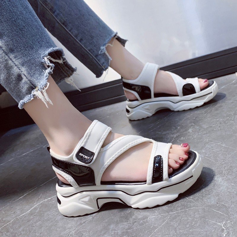 2013 Fashion All-Match Thick Soled Cross Strap Velcro Sandals