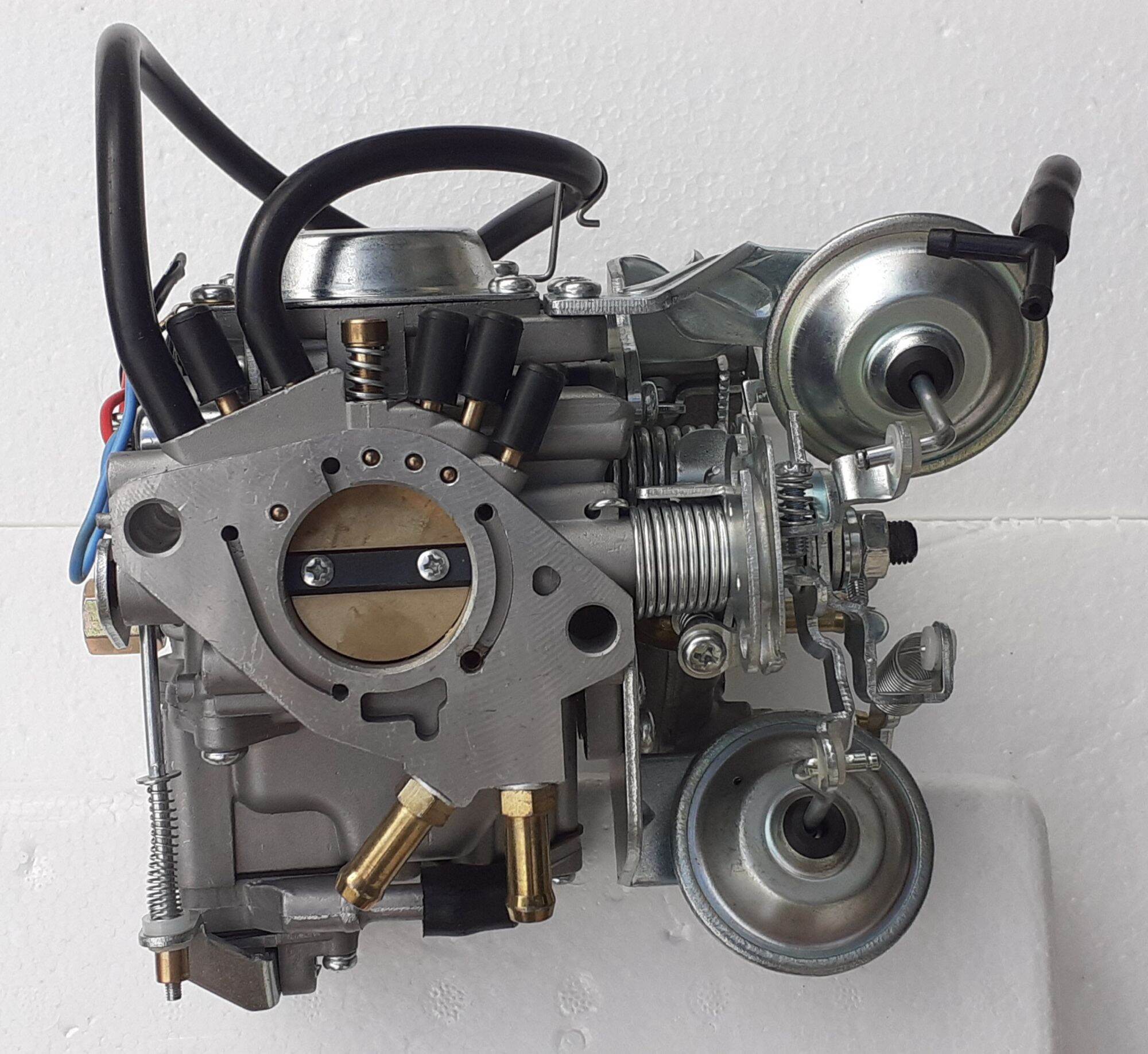 CARBURETOR for SUZUKI F6A scrum, needle type diaphragm, 6 vacuum ports