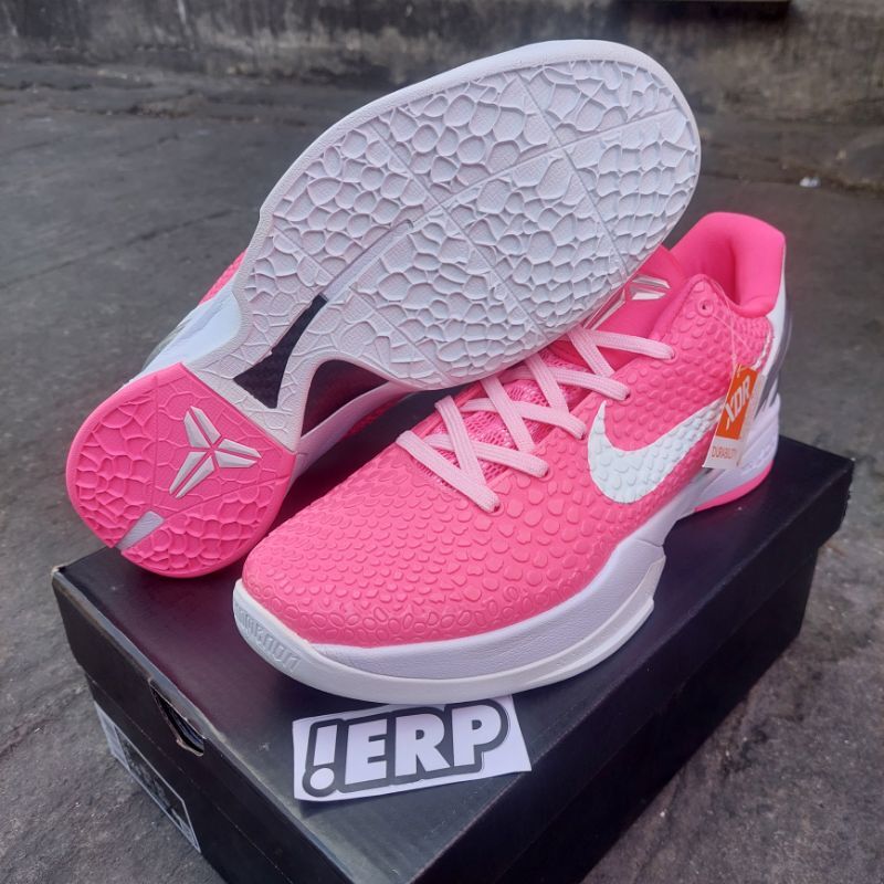 kobe bryant shoes pink