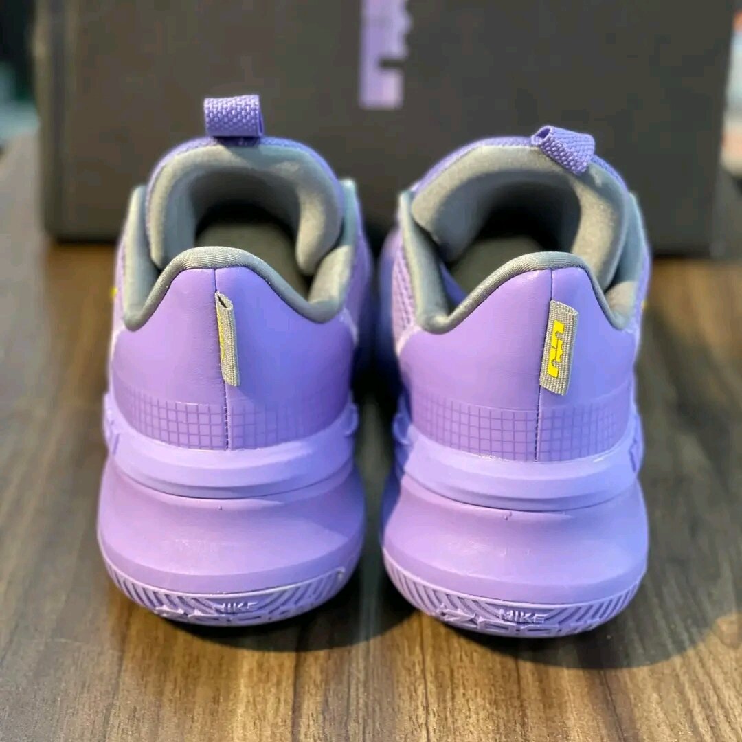 Jumpman 13 Violet Purple Yellow Men Basketball Sports Shoes Good Quality 13s  Mandarin Duck Trainer With Box From Findjordan, $103.63