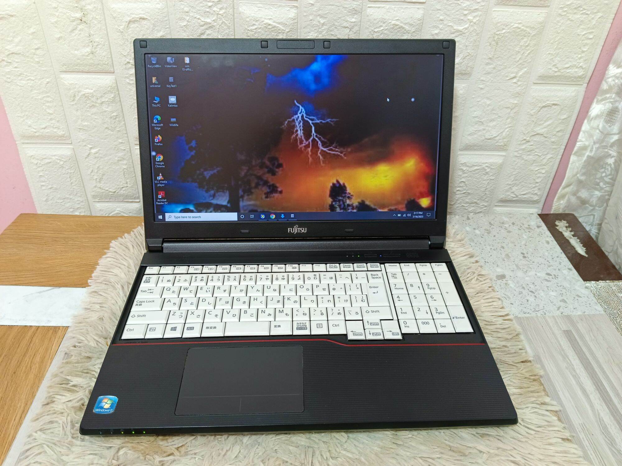 Original High Quality Japan Unique Laptop Fujitsu Lifebook A744/H