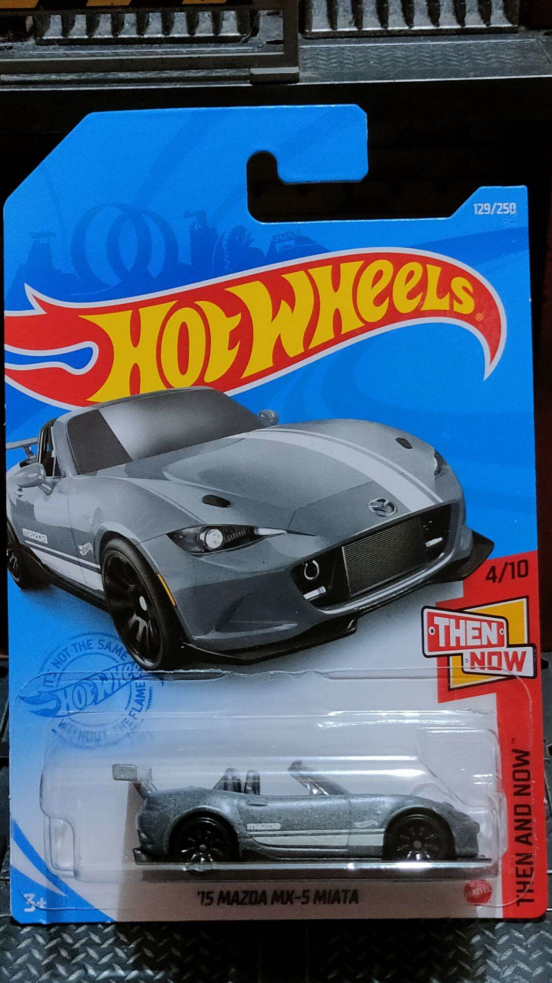 Hot Wheels 15 Mazda MX-5 Miata (Then and Now) 1:64 scale model Lazada PH