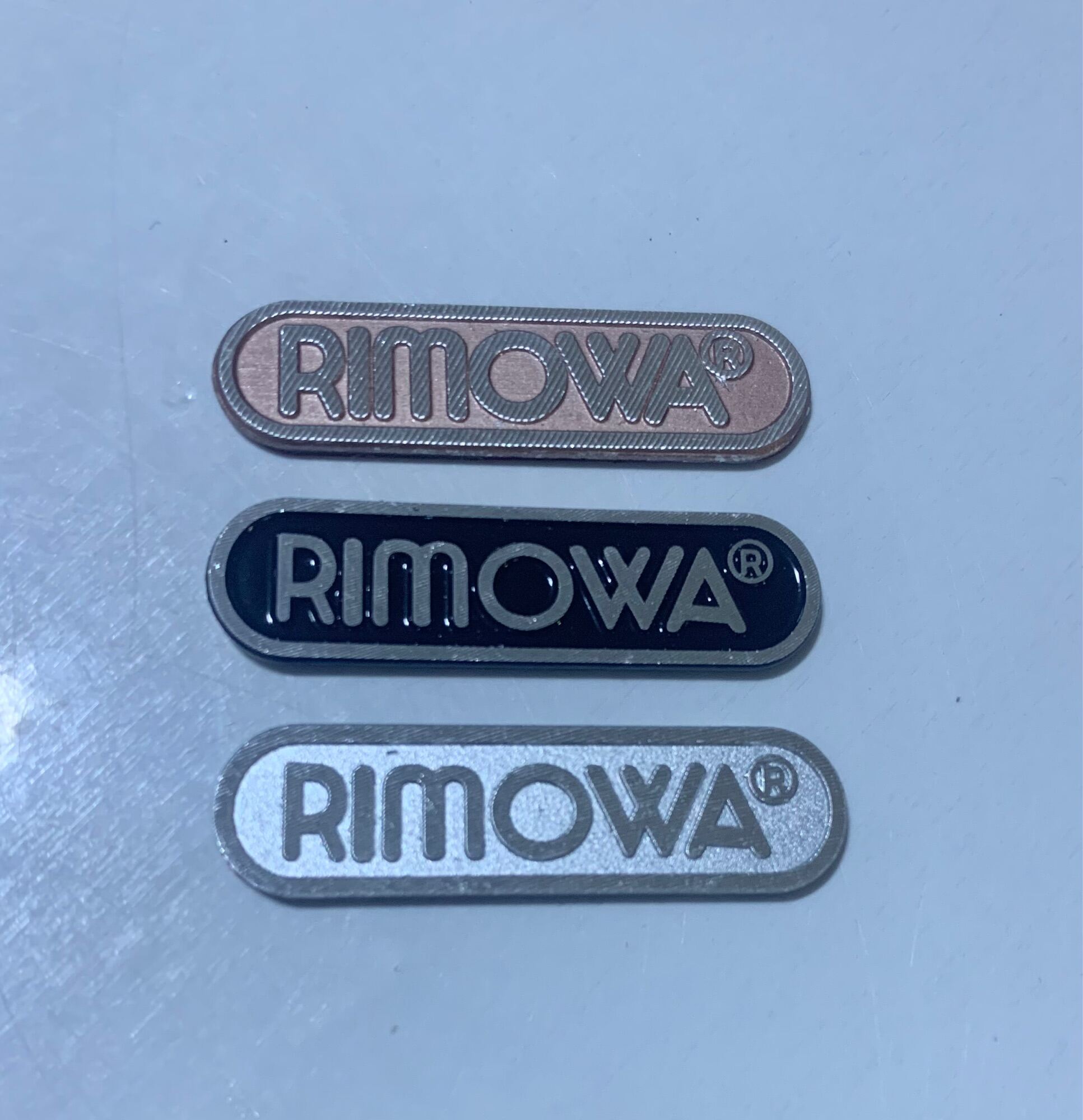 RIMOWA LOGO STICKER for luggage 3.3cm (1pc)