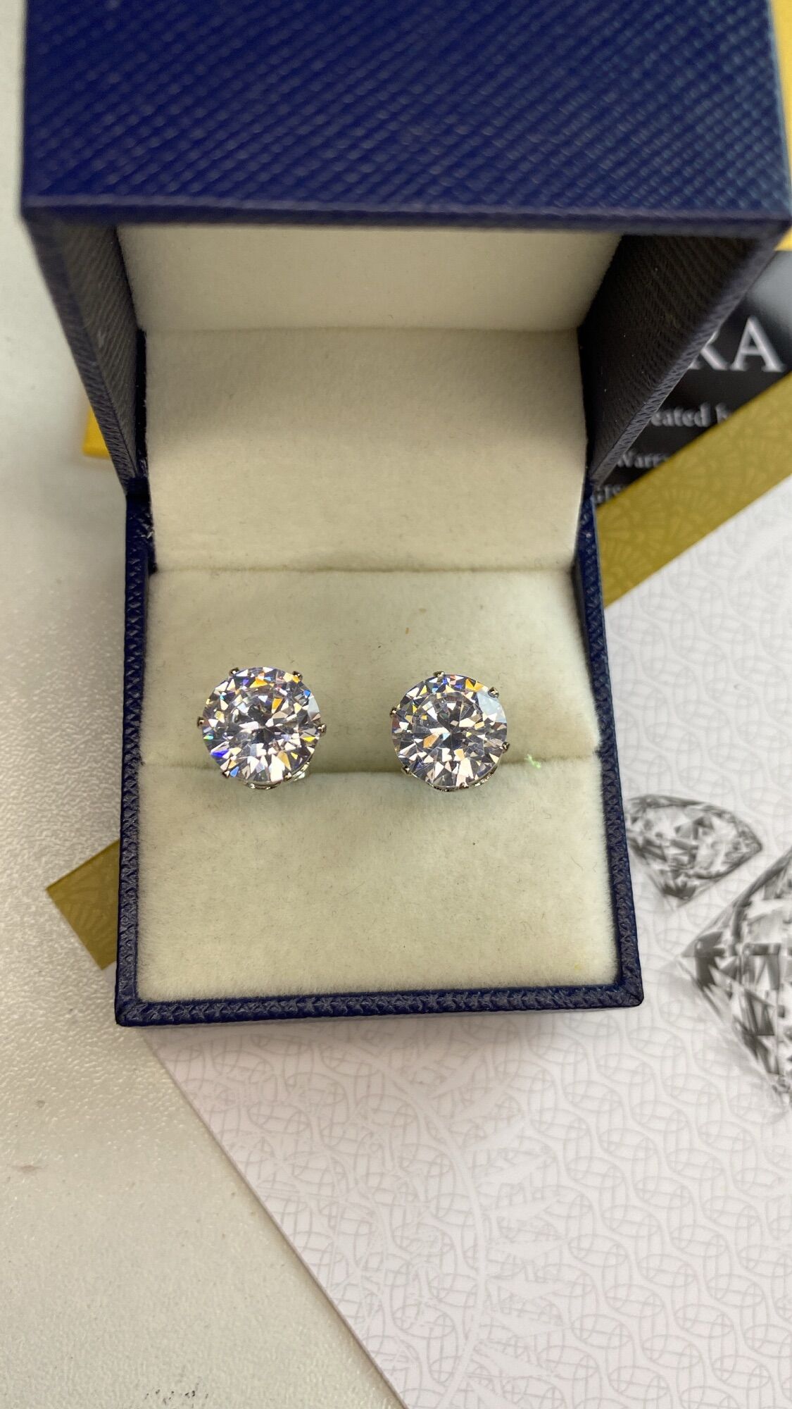3-5 carat stud Moissanite Earrings in S925 platinum coated setting