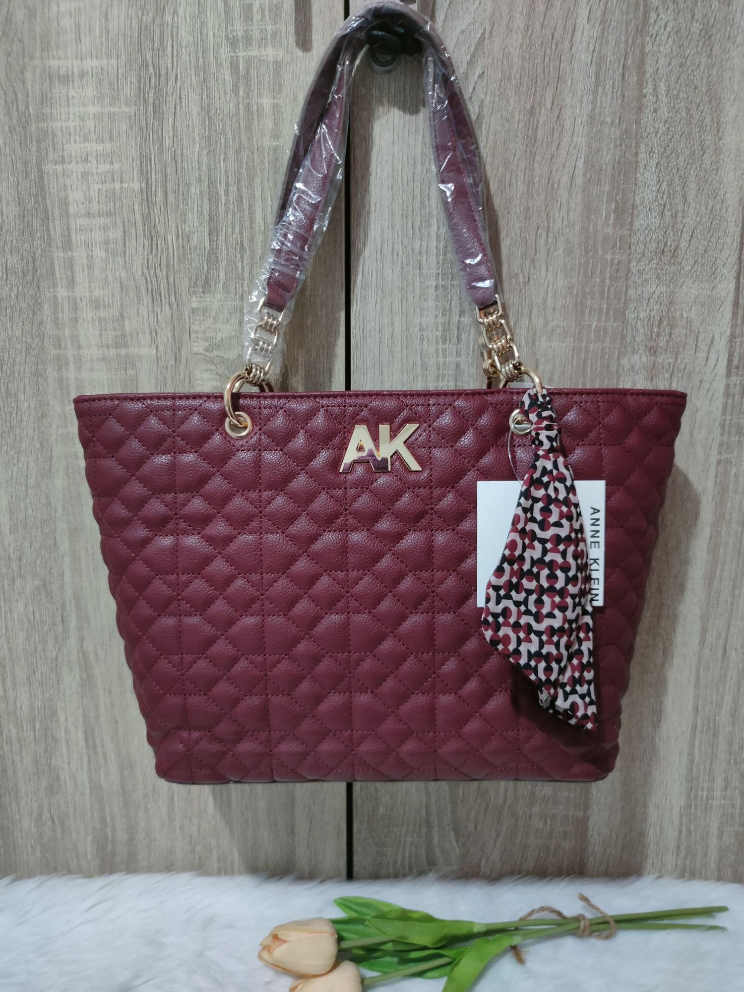 Anne Klein Tote Bag - Beautiful | www.theconservative.online