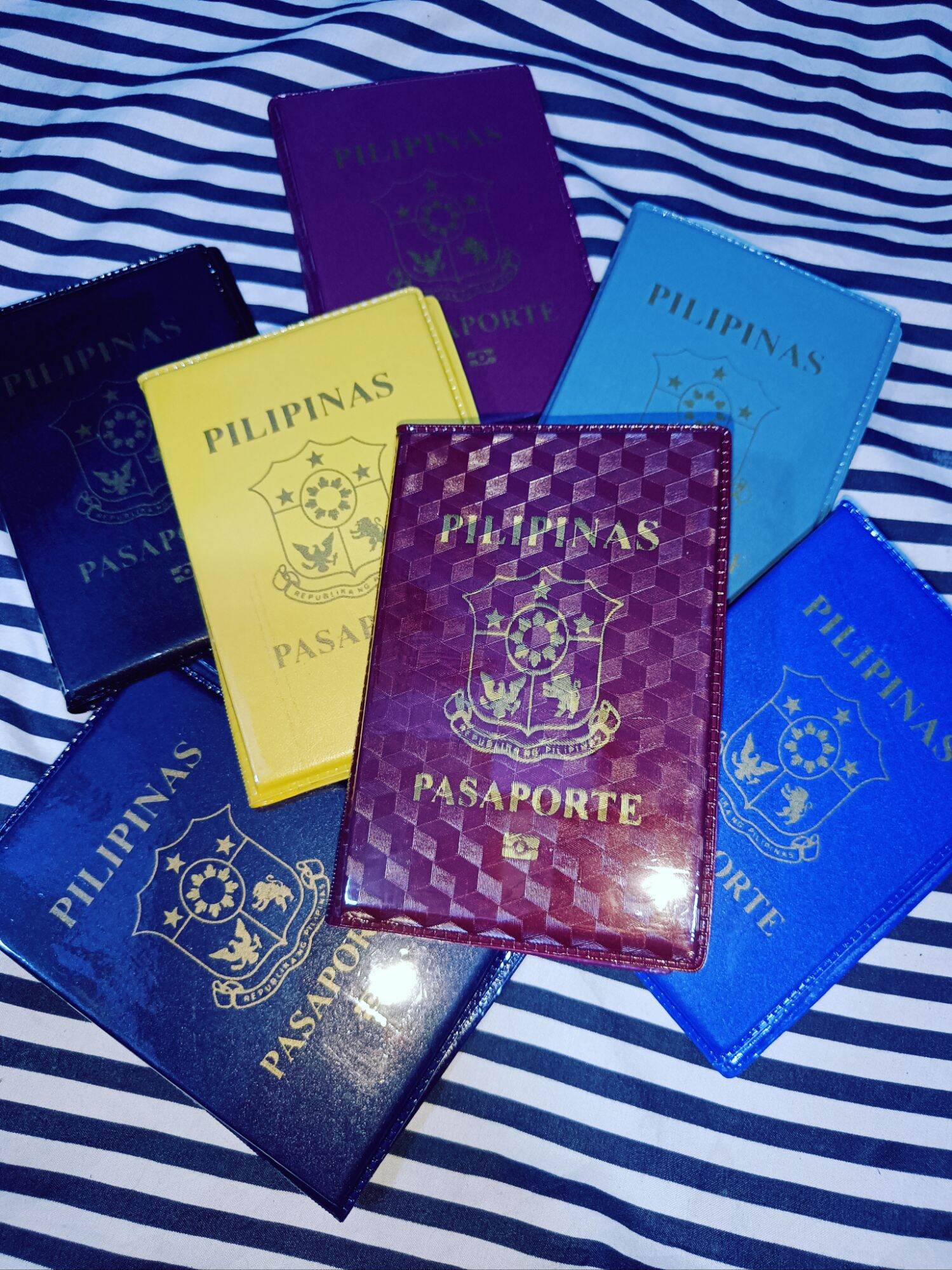 PASSPORT HOLDER/PASSPORT COVER/PASSPORT JACKET SLEEVES