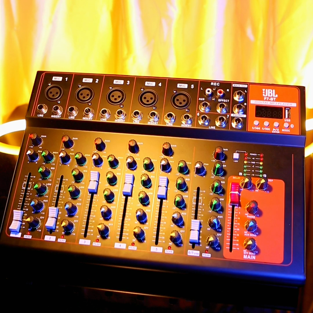 JBL/Yamaha mixer 7 Channel amplifier with bluetooth USB F7 Sound