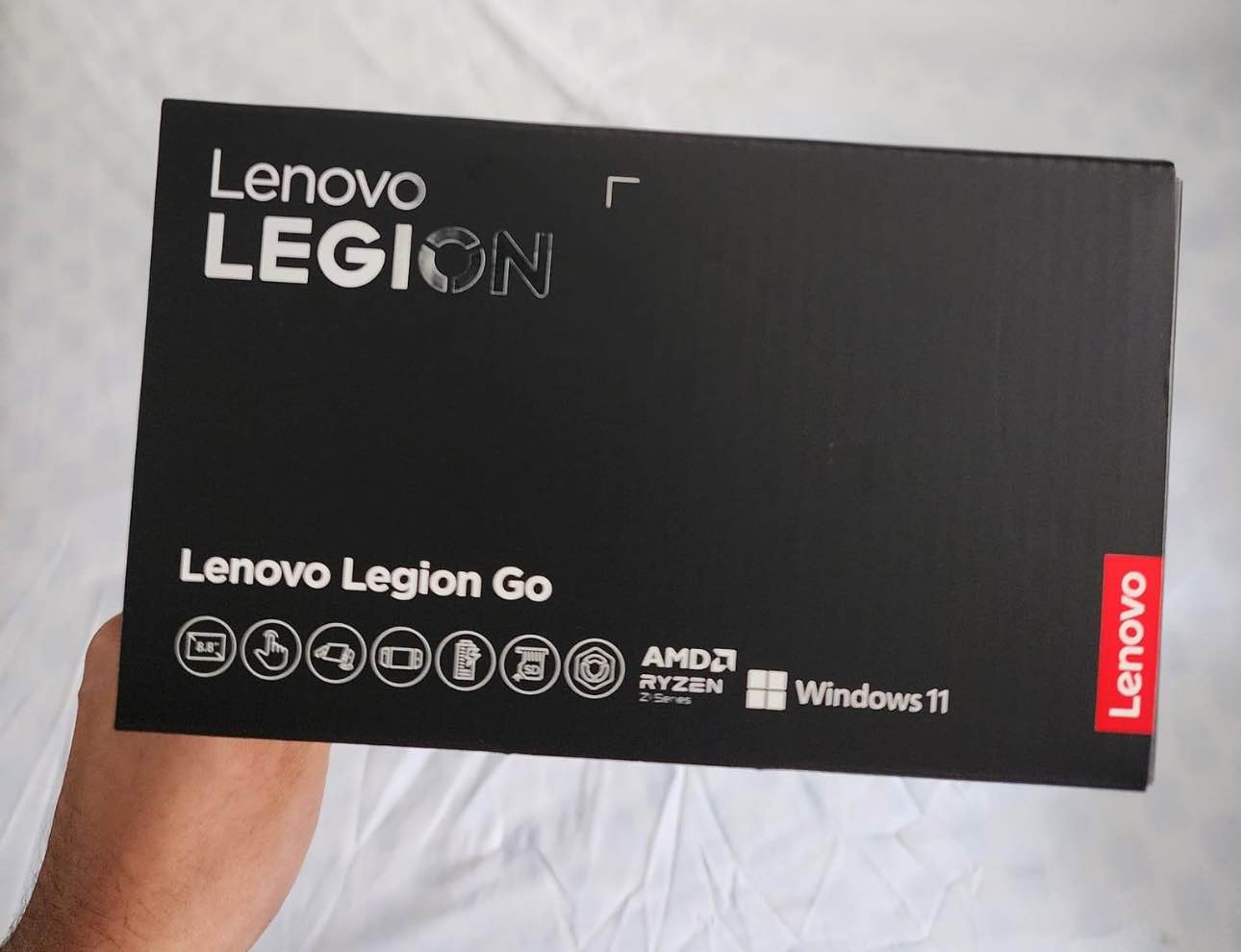 Lenovo LEGION GO 8.8 144Hz Gaming Handheld AMD Ryzen Z1 Extreme 512GB SHIP  ASAP
