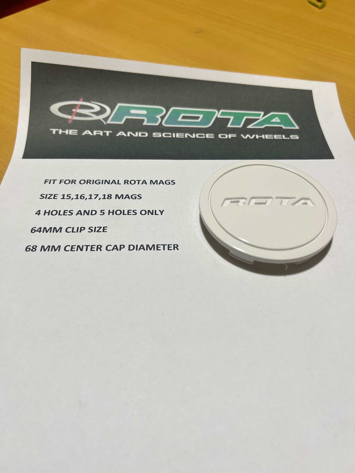 Rota center cap original white 1pc only fit to size 15"16"17"18" mags. 