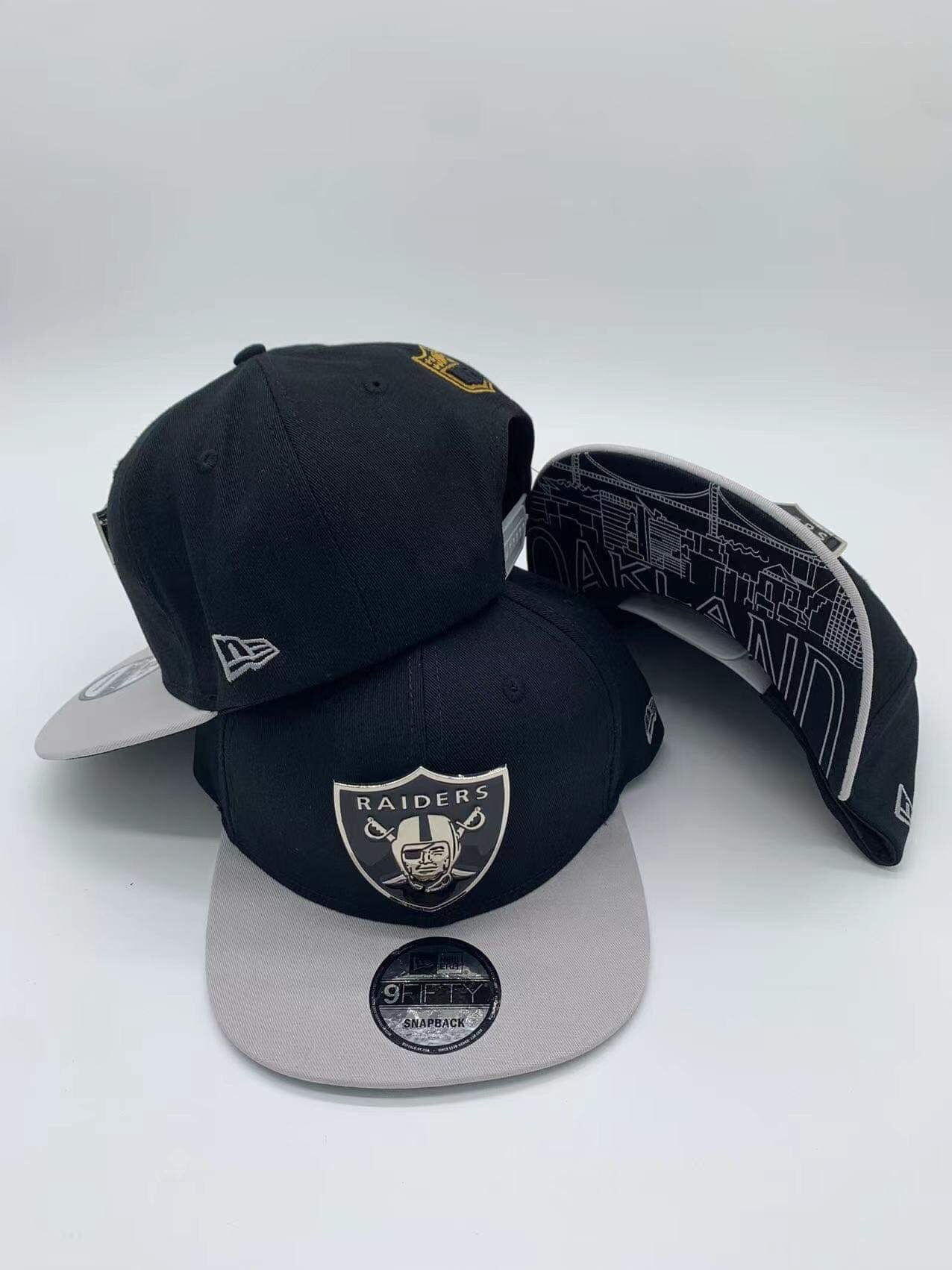 Oakland Raiders LEATHER SILVER METAL-BADGE Black Fitted Hat