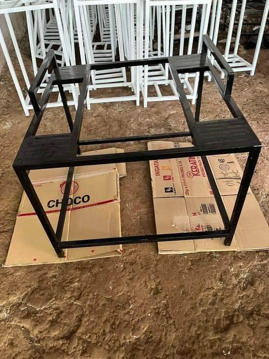 Mini Ref Stand. 
