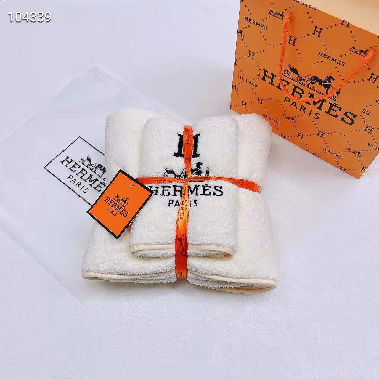 Hermes Yayamanin Bath Towel