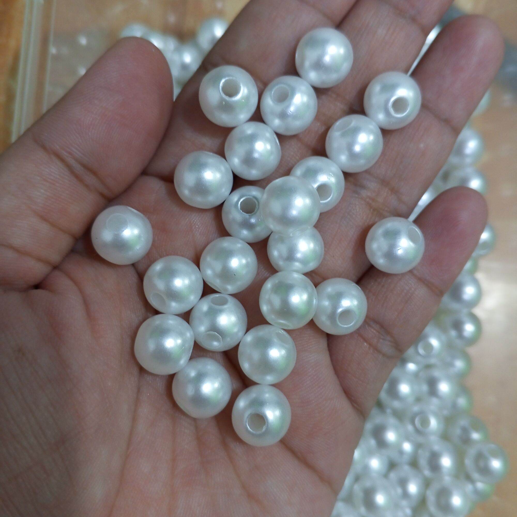 10mm Plastic Pearl Beads White 20pcs per pack