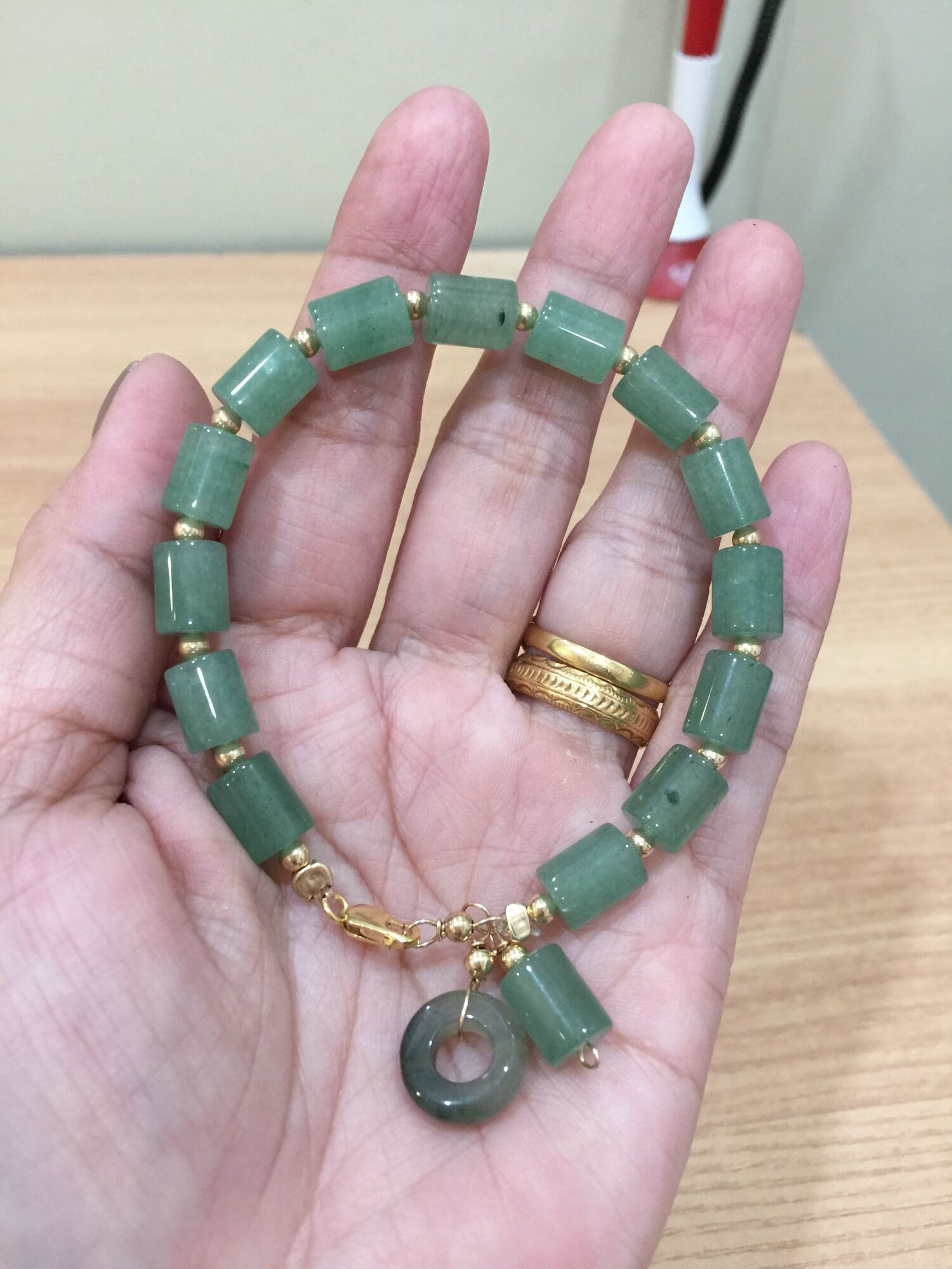 jade-jewelry-history-meaning-properties