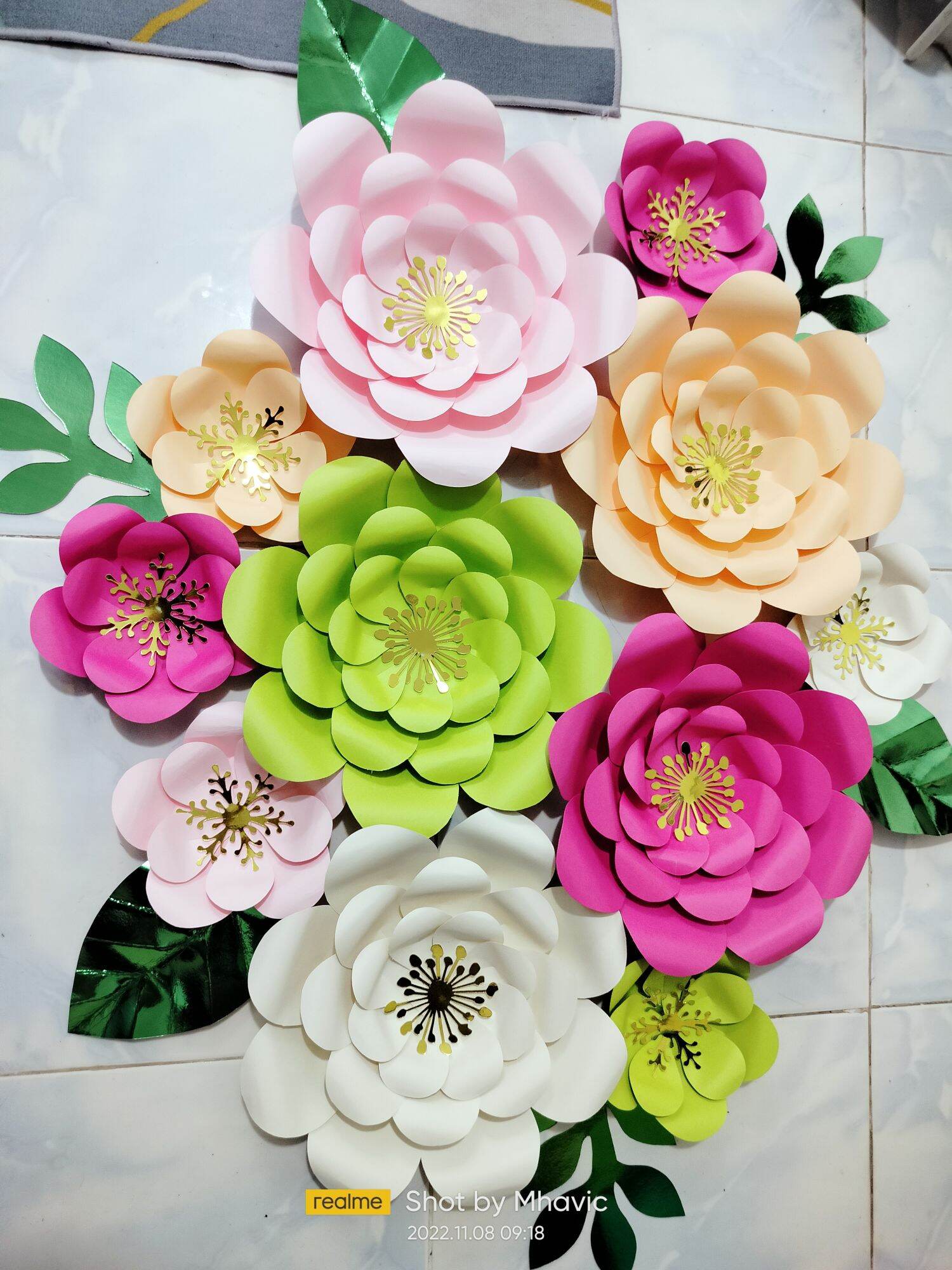 paper flowers/ backdrop set Lazada PH