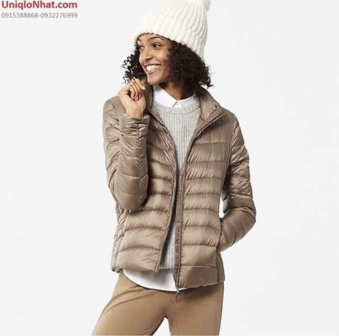 uniqlo women's lightweight packable hooded jacket