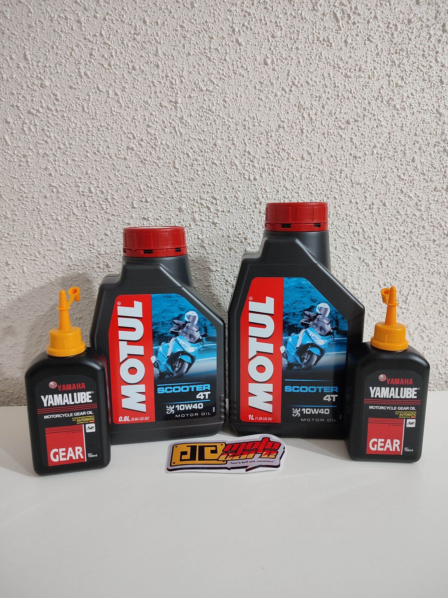 MOTUL SCOOTER 4T 10W40 800ML/1L + YAMALUBE GEAR OIL 100ML