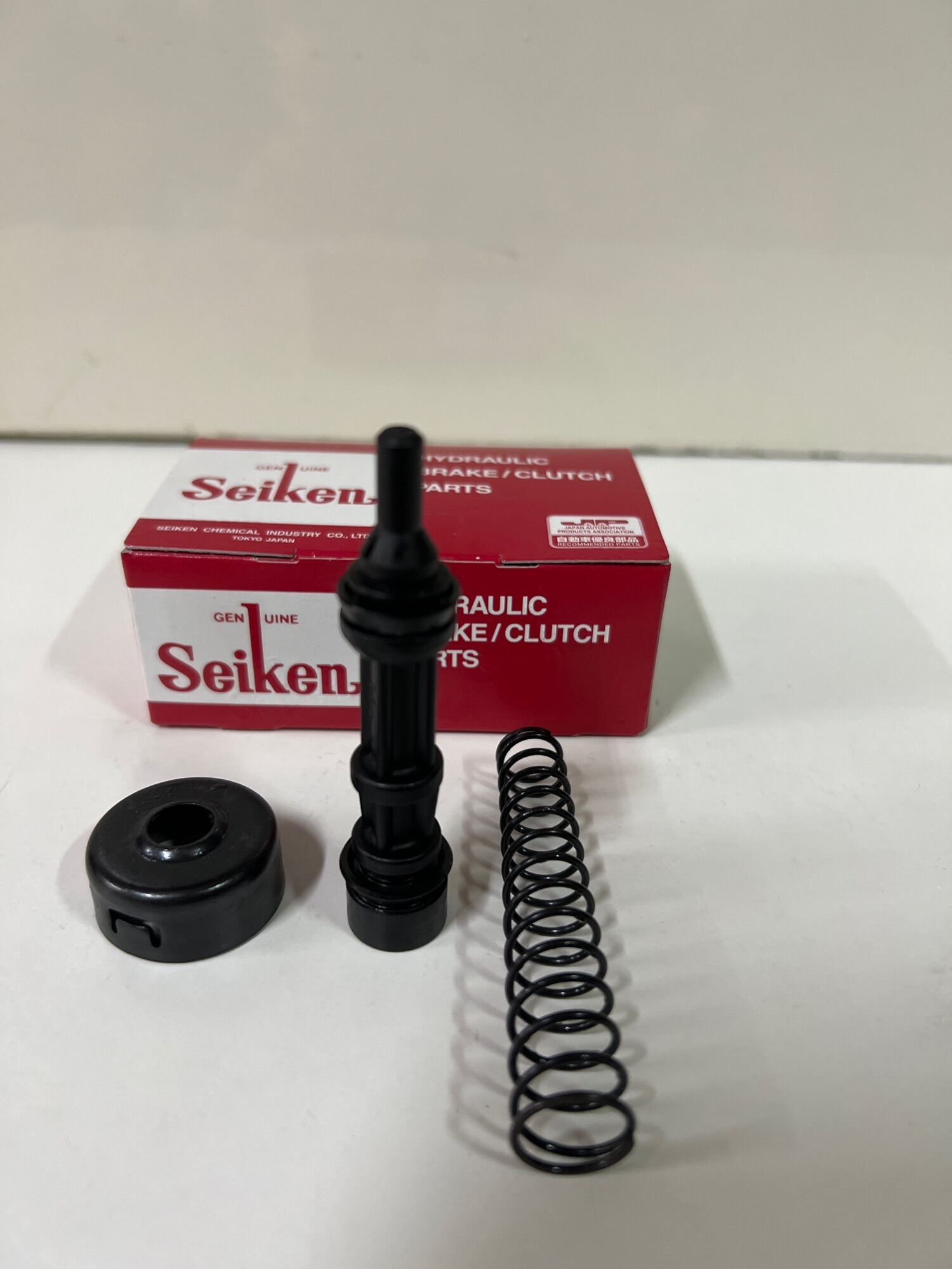 Clutch Master Repair Kit for Isuzu DMAX (20032013) 5/8” Seiken Brand