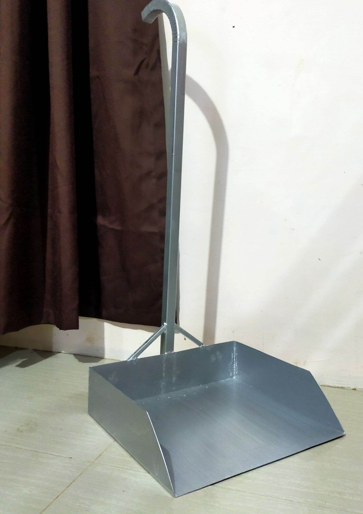 Heavy duty dust pan | Lazada PH