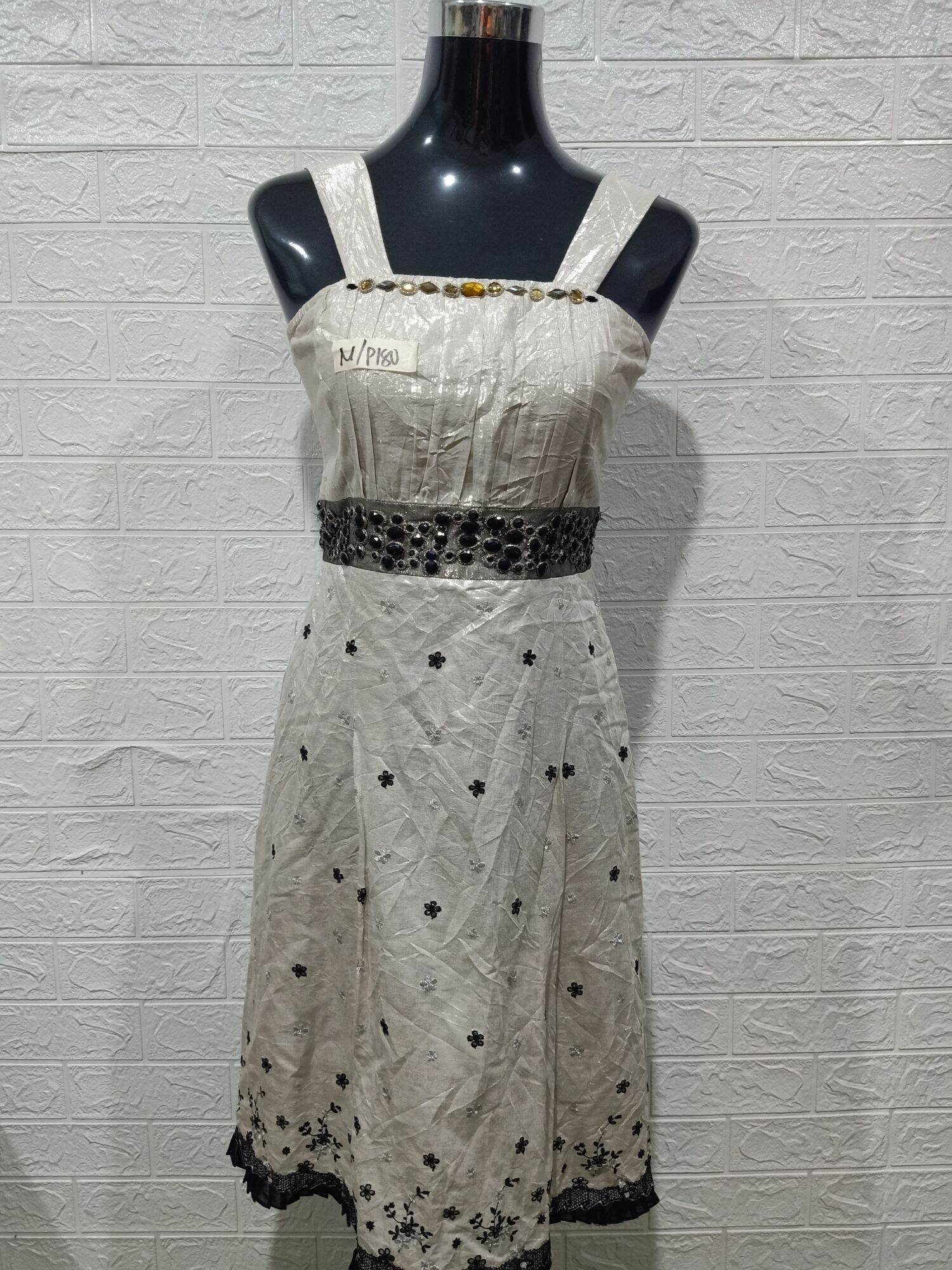 Silver Grey Maxi Dress (M) Prloved 