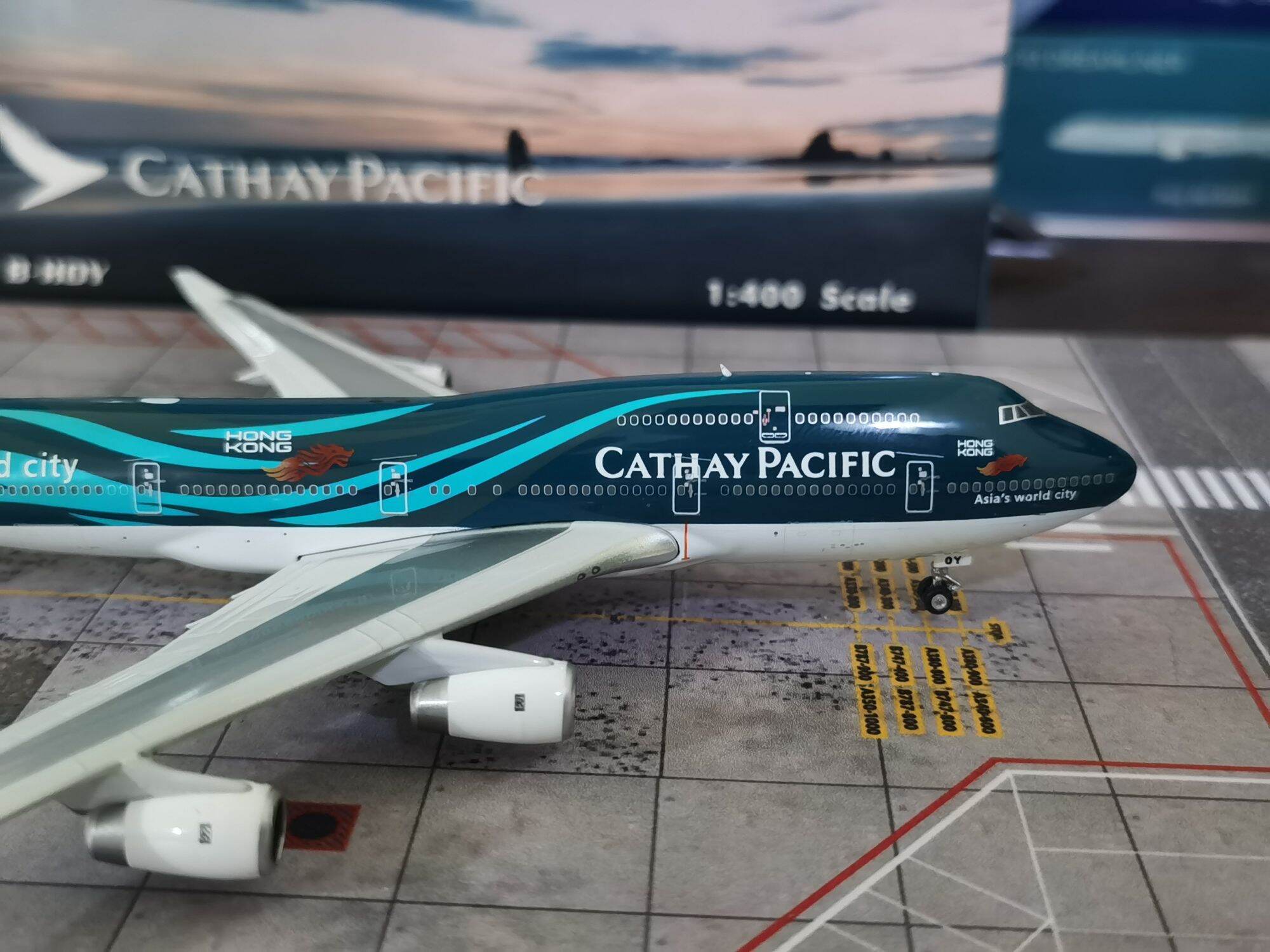 Phoenix 1/400 Cathay Pacific B747-400 B-HOY Diecast Model Airplane ...