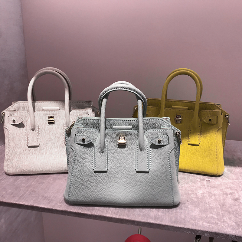DISSONA bag Victoria handbag leather handbag 2021 shopping mall with the  same bag fashion retro messenger bag