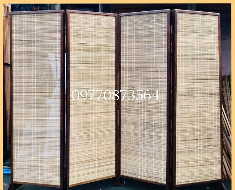 WALL DIVIDER/ROOM PARTITION/DIVIDER/STURDY w/ BISAGRA 80in or 6ft W x 5