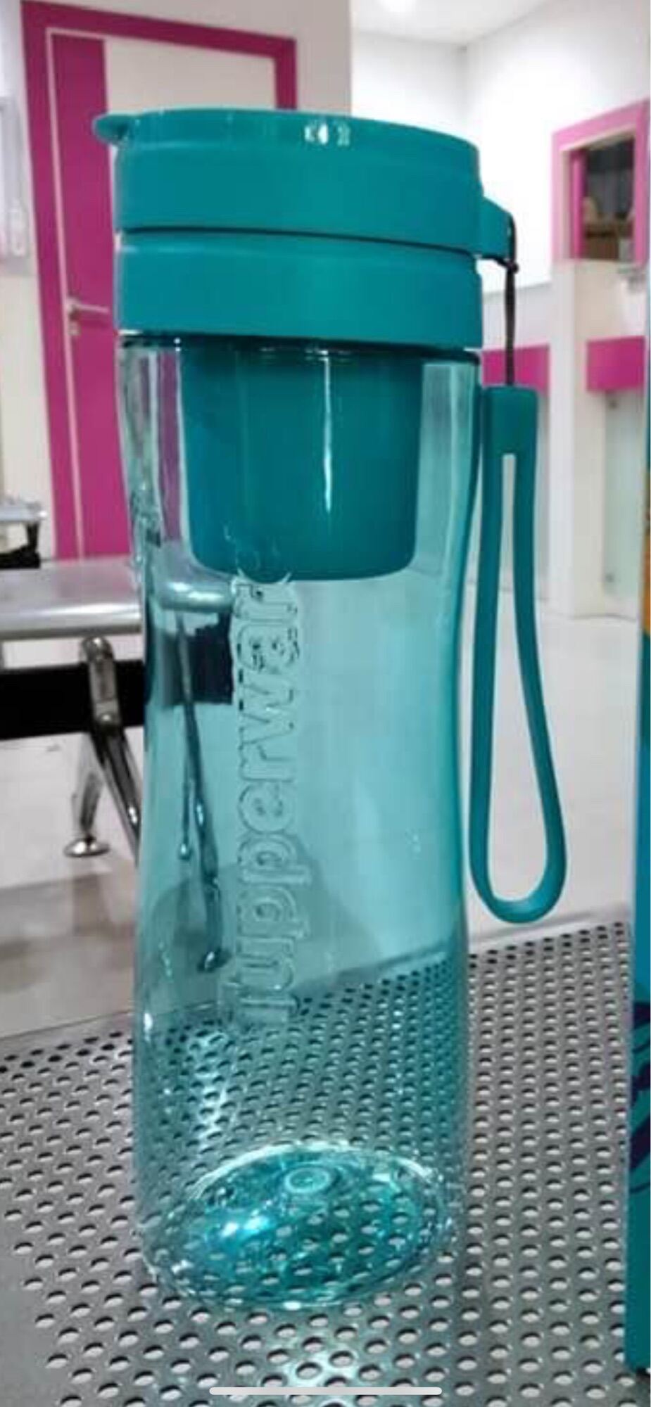 Tupperware Chic Flask 500ml. 