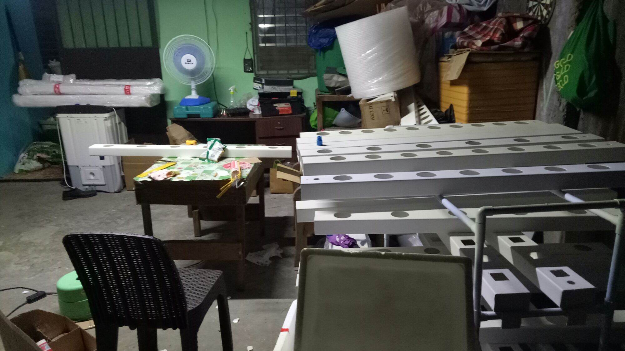 tubular pvc downspout for hydroponics 4ft (NFT chanel set) with end cap