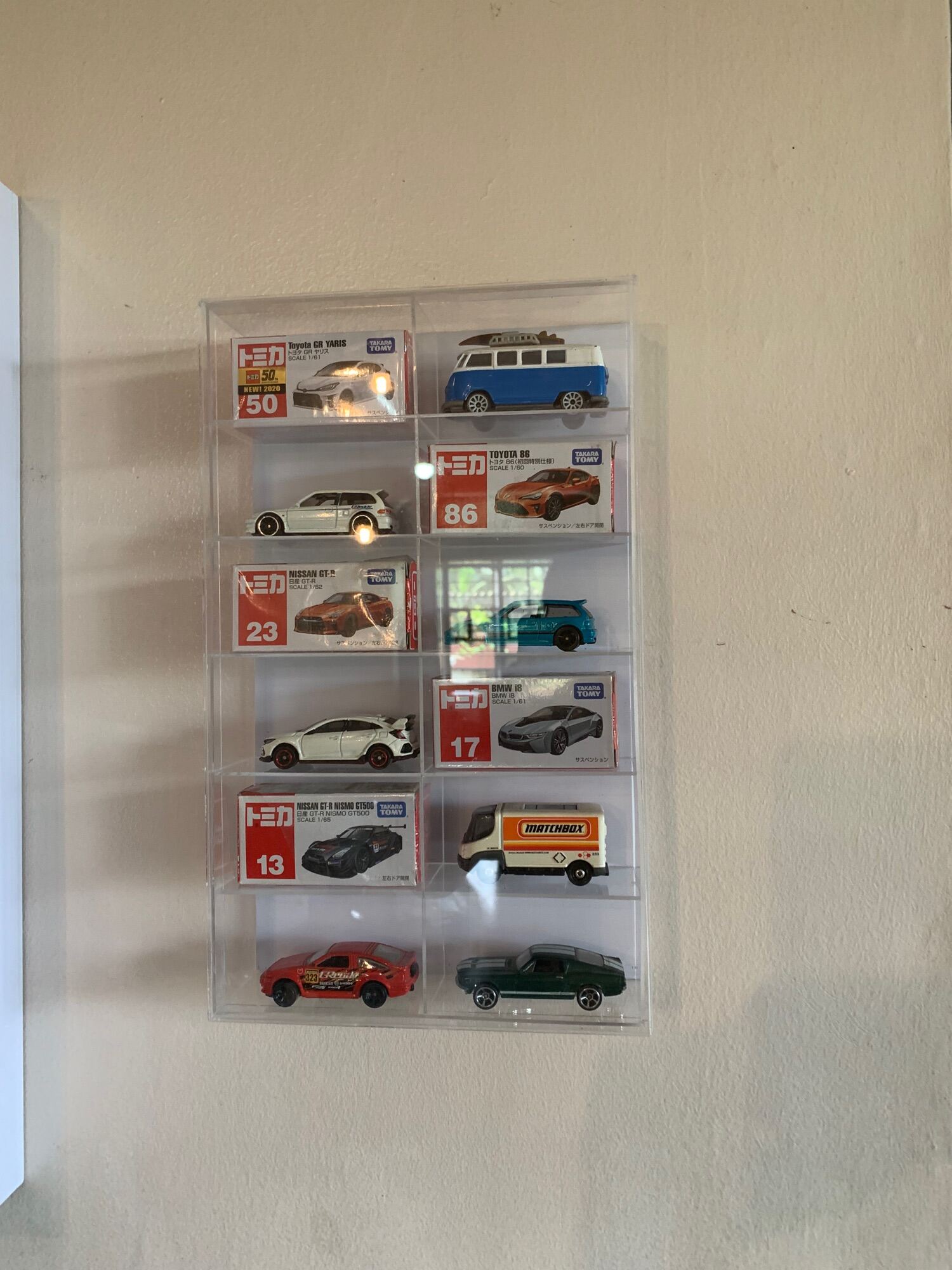 8 Slot 1/64 Acrylic Display Case for Hot Wheels,Matchbox Cars