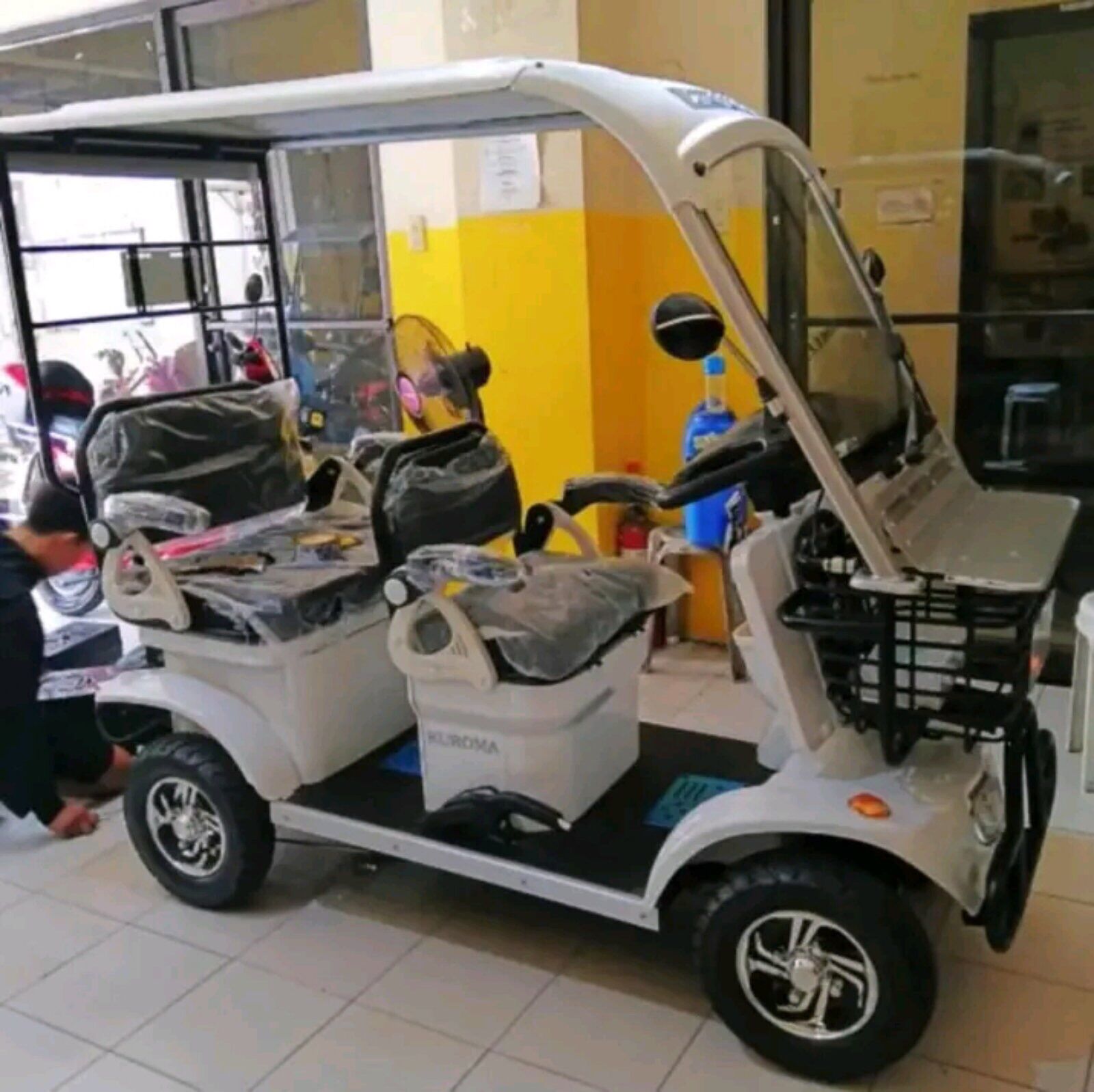 4 Wheels Electric Bike - Shop 4 Wheels 