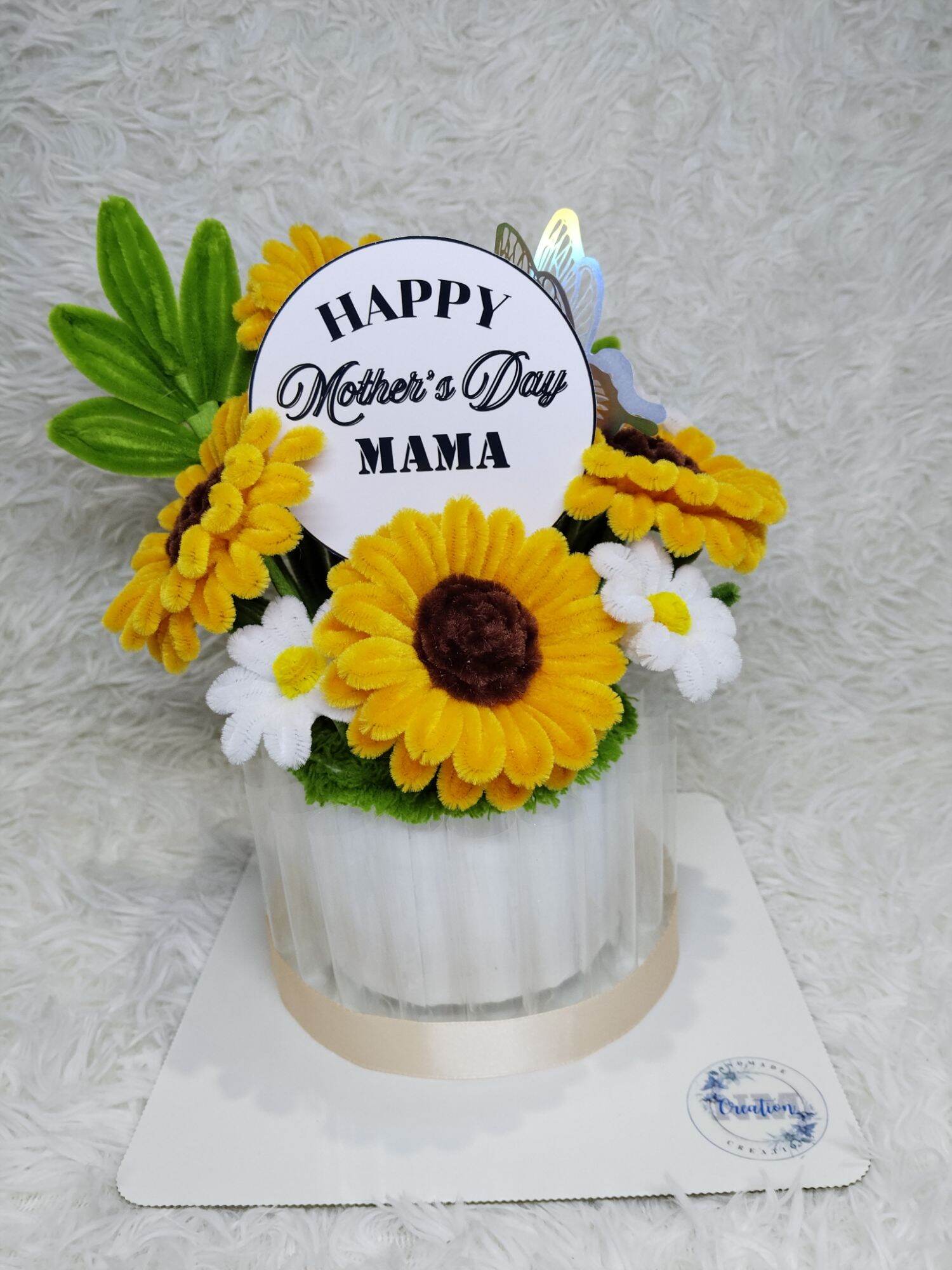 Reusable Empty Money Cake with Fuzzywire Flower (Dummy Styro Only) - 4 inch dia 20 slots
