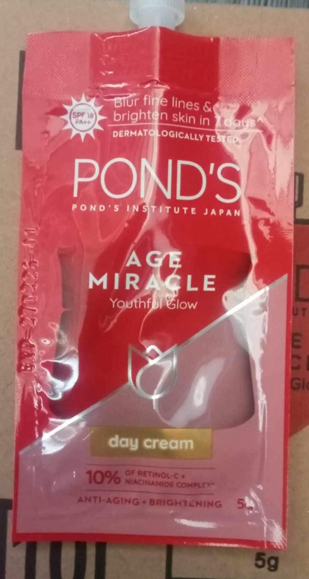 Ponds Age Miracle Day Cream