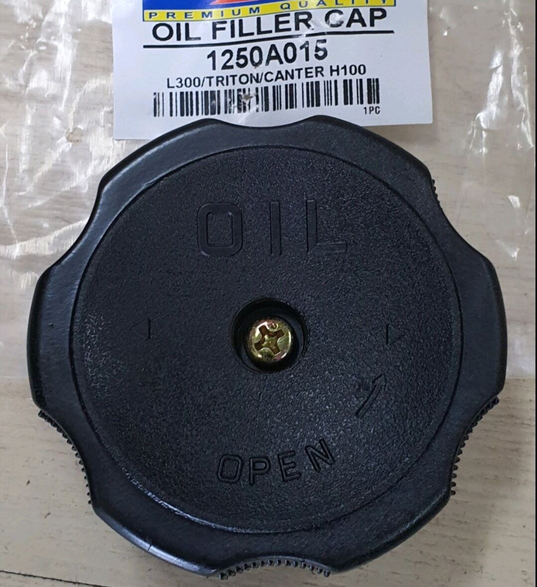 Oil Filler Cap Mits L300,L200, Pajero Triton, Montero Sport Lazada PH