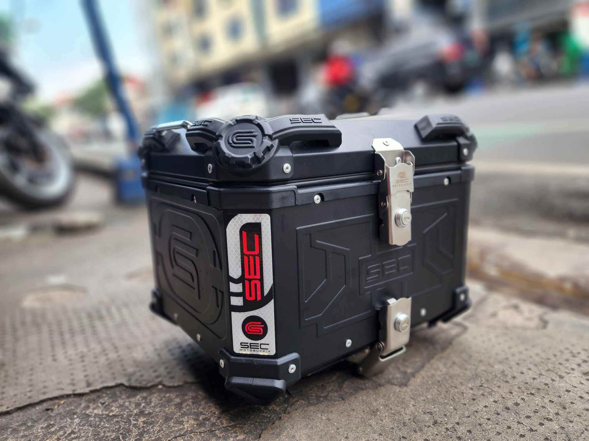 Sec Chest Box SEC GHOST BLACK OPS ALLOY TOP BOX with FREEBIES ️45L | Lazada Philippines