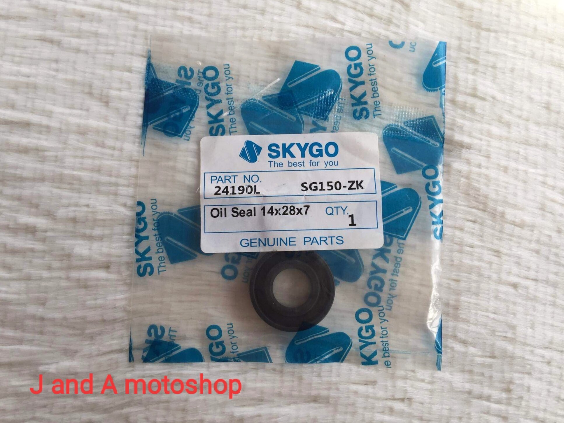 Skygo Gearshift shaft Oil Seal/ Skygo Change Pedal Oil Seal (14x28x7)/ King/ Wizard