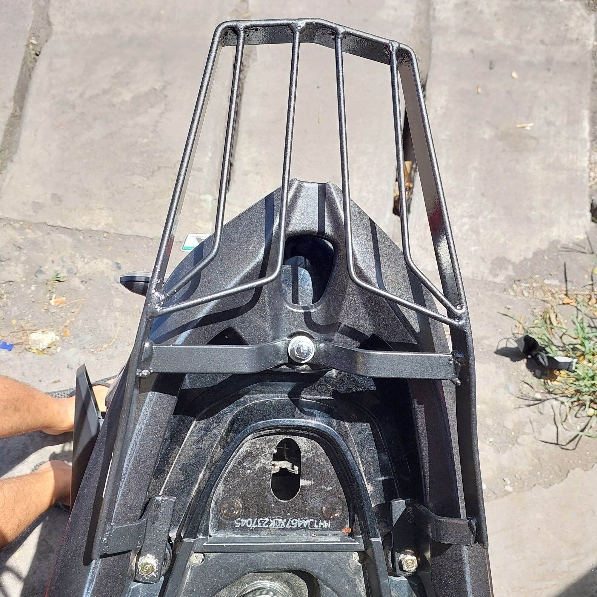 HONDA CLICK TOP BOX BRACKET POWDER COATED. 