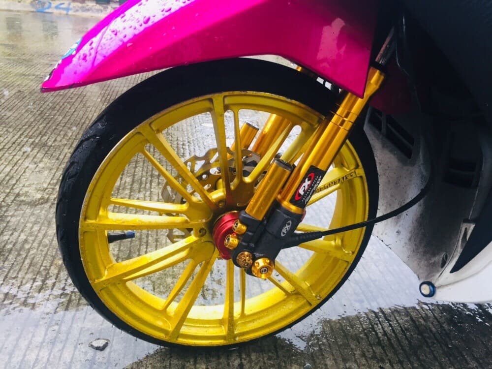 Shop Ohlins Inverted Front Shock Xmax Cheap – Fast Easy